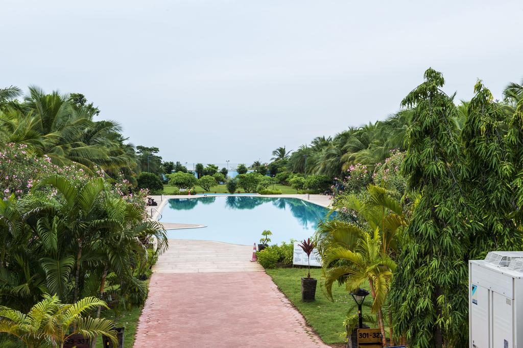 Chariot Beach Resort Mahabalipuram Exterior photo