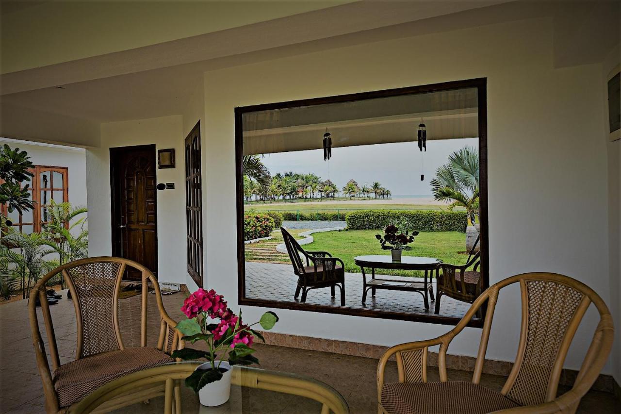 Chariot Beach Resort Mahabalipuram Exterior photo